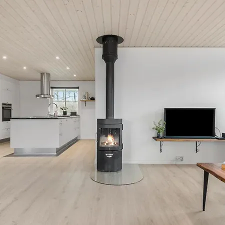 Feriehus Cozy In Faxe Ladeplads With Wifi *